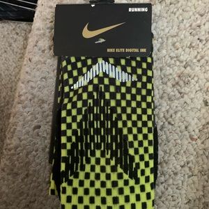 Nike Elite Digital Ink Running Socks